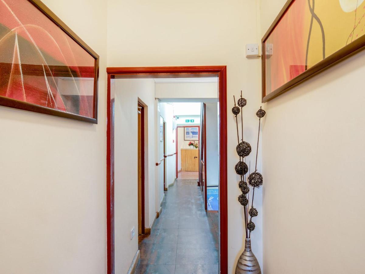 Lovely Studio In London With Patio Eksteriør bilde